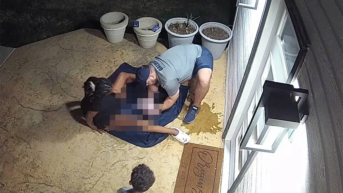 thumb_vk_Beveiligingscamera_legt_bevalling_buiten_kliniek_vast