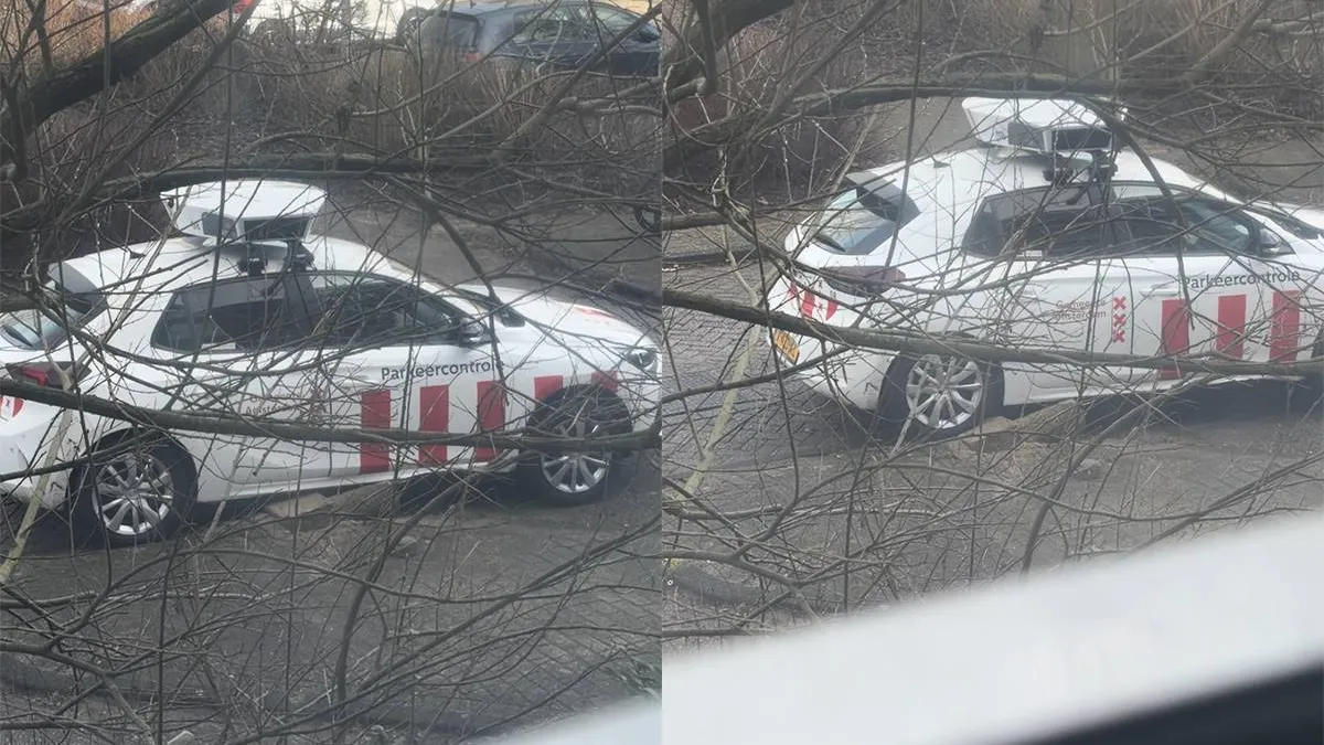 thumb_vk_Chauffeur_van_scanauto_gemeente_Amsterdam_heeft_weer_onmogelijke_parkeerplek_gevonden