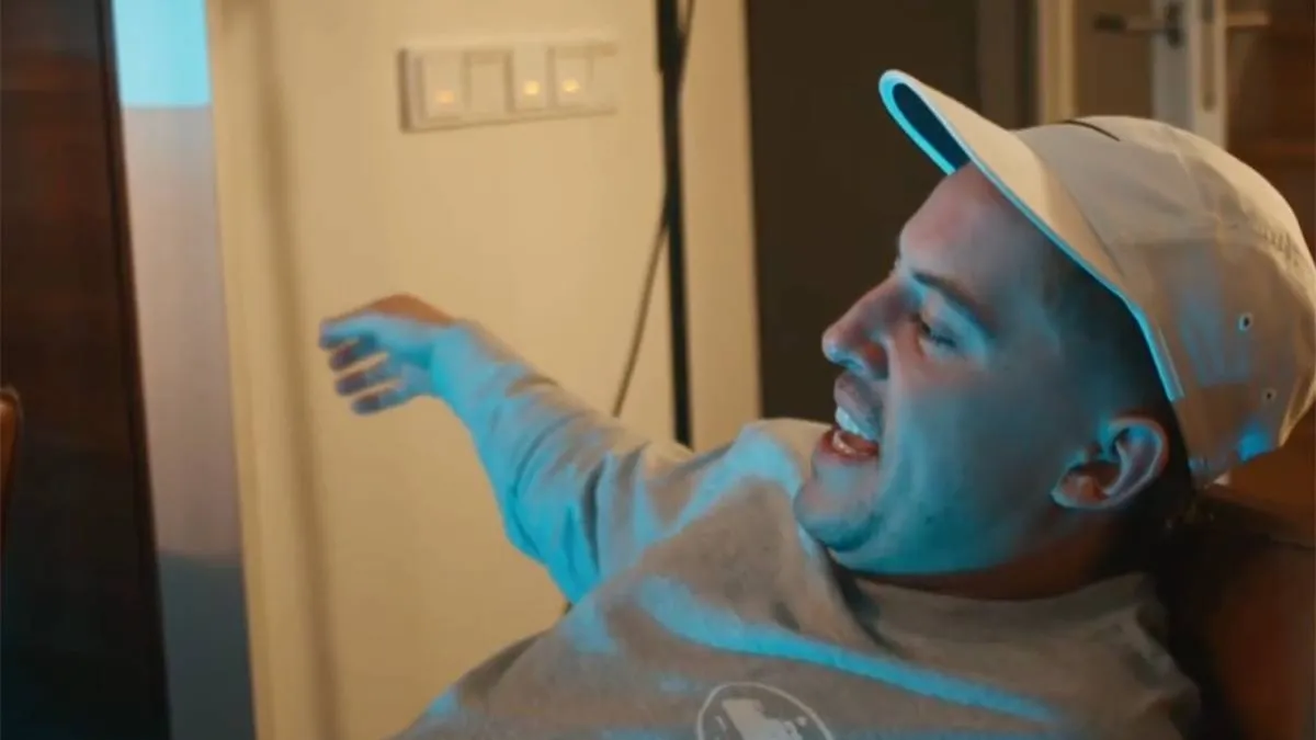 thumb_vk_Lil_Kleine_doet_storytime_over_gewelddadige_overval_Die_kleine_is_niet_barkie