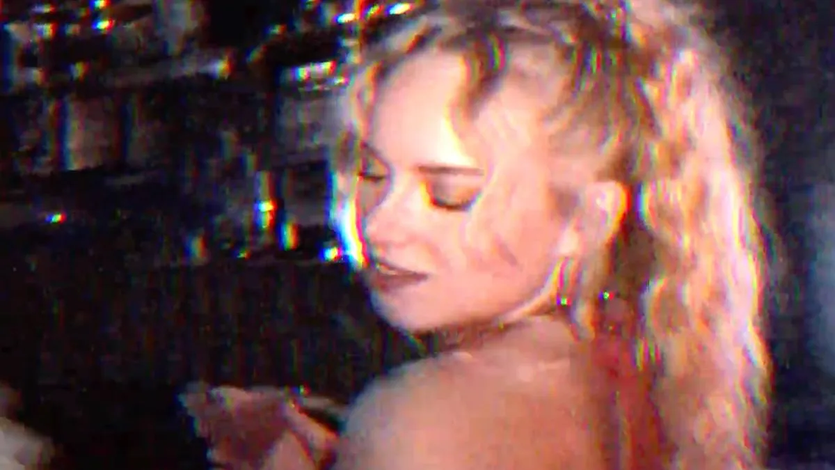 thumb_vk_Even_lekker_naar_een_90s_vibe_met_Right_Now_van_Outsiders_en_Paul_Elstak