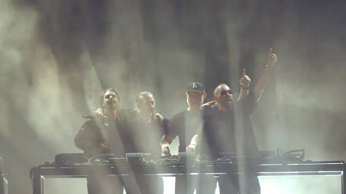 thumb_vk_Swedish_House_Mafia_na_20_jaar_weer_compleet_op_Ultra_EDM_legendes_pakken_groots_uit_in_Miami