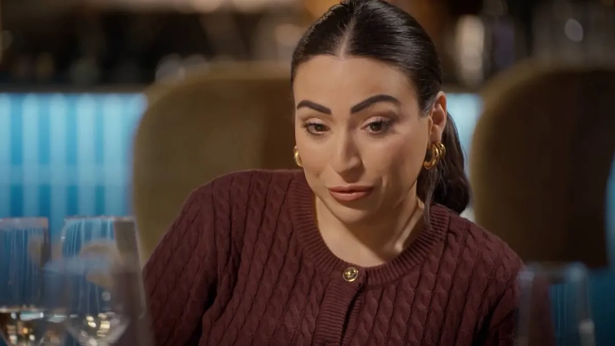 thumb_vk_Lale_Gul_gaat_viraal_met_bizar_en_pijnlijk_verhaal_in_Het_Diner_Niemand_geloofde_dat_het_echt_was