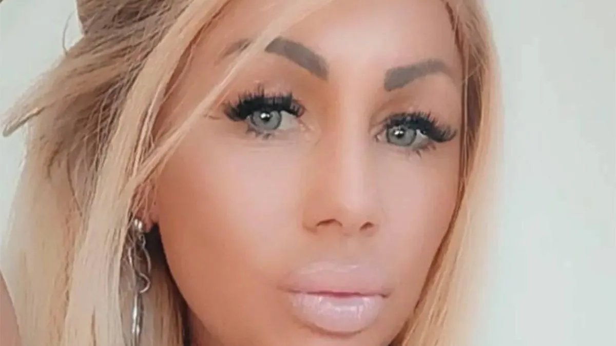 thumb_vk_Nieuwe_foto_van_Barbie_Samantha_de_Jong_duikt_op_na_roerige_jaren