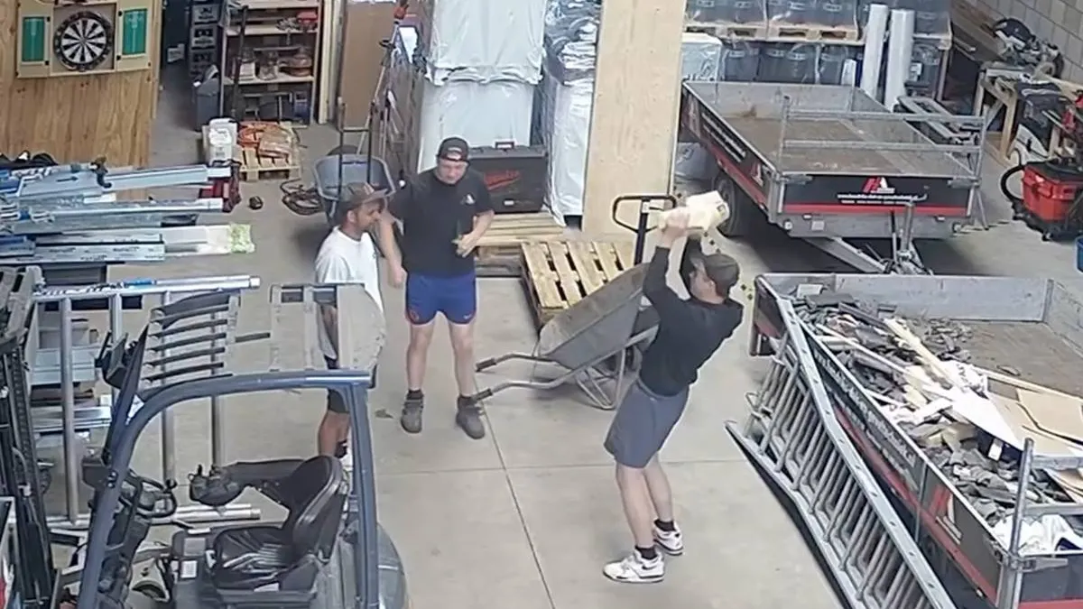 thumb_vk_Stageloper_mag_het_vak_leren_En_wordt_gigantisch_te_grazen_genomen