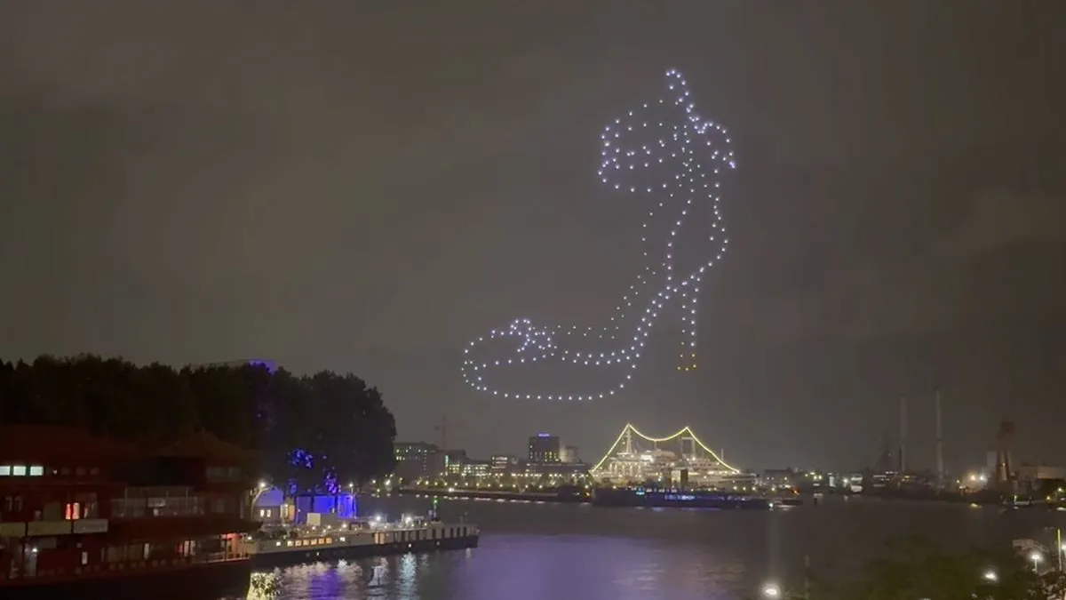 thumb_vk_steve_madden_droneshow