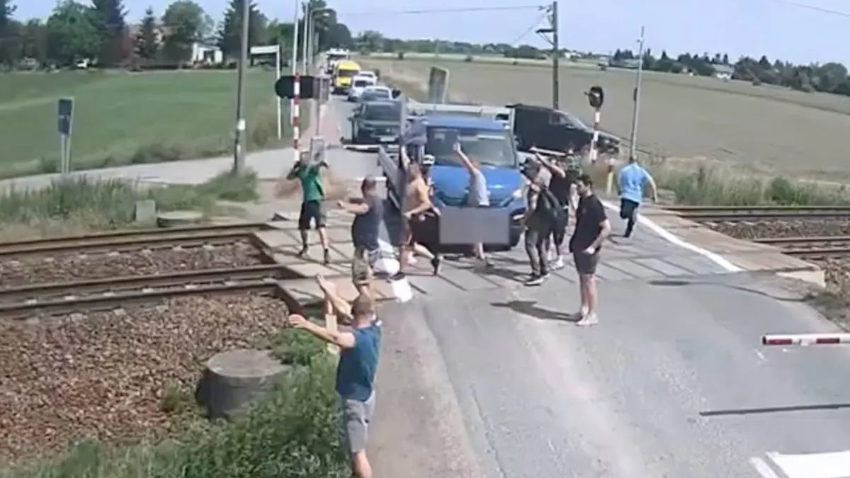 thumb_poolse_klapper_spoor 2026-06-28 om 09.34.46