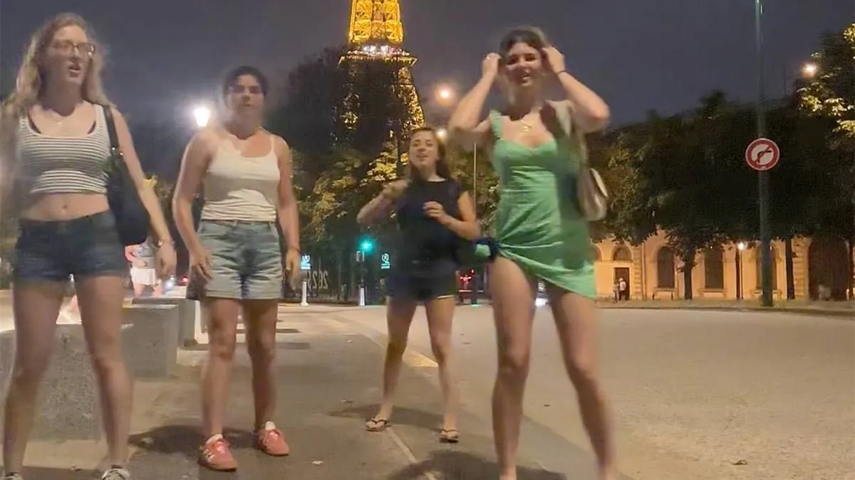 thumb_vk_blikseminslag_eiffeltoren