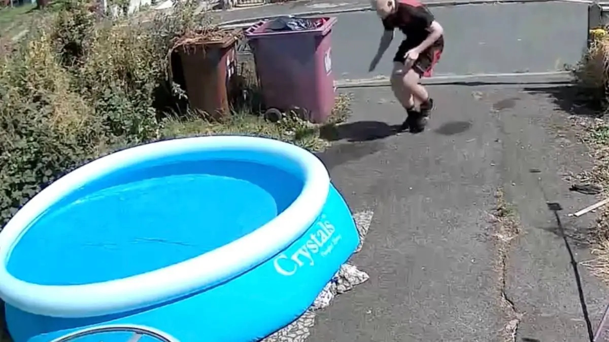 thumb_pool_heast