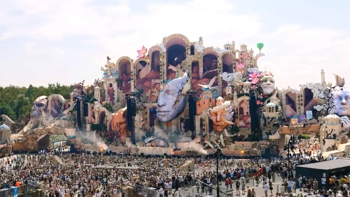 thumb_vk_tomorrowland_surprise_set
