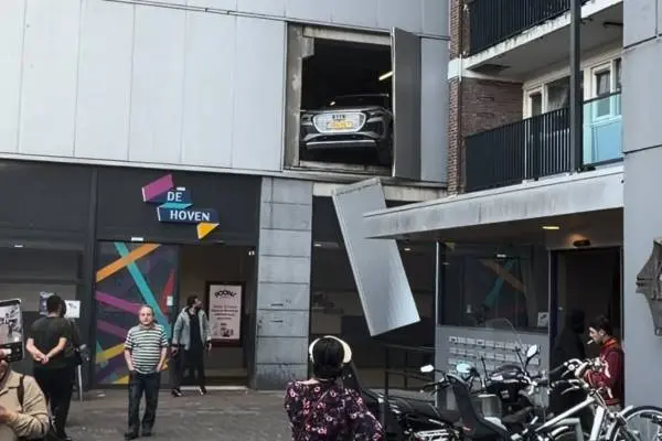 thumb_delft_parking