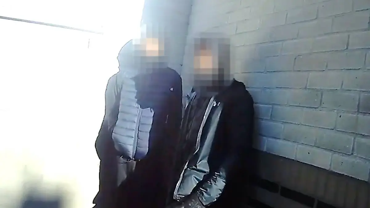 thumb_vk_mattie_amsterdam_wachten