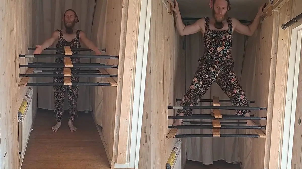 thumb_vk_man_traint_ergens_voor