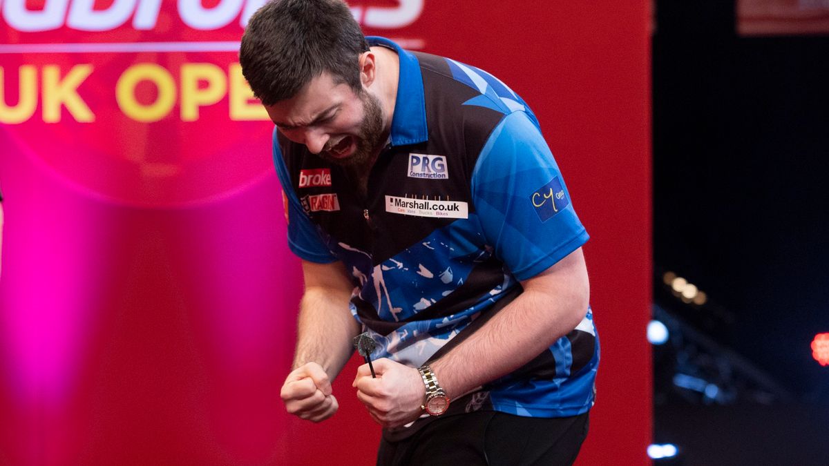 humphries on effect of weight loss losing a bit of weight is a healthy life and a healthy mind i feel really good dartsnews com