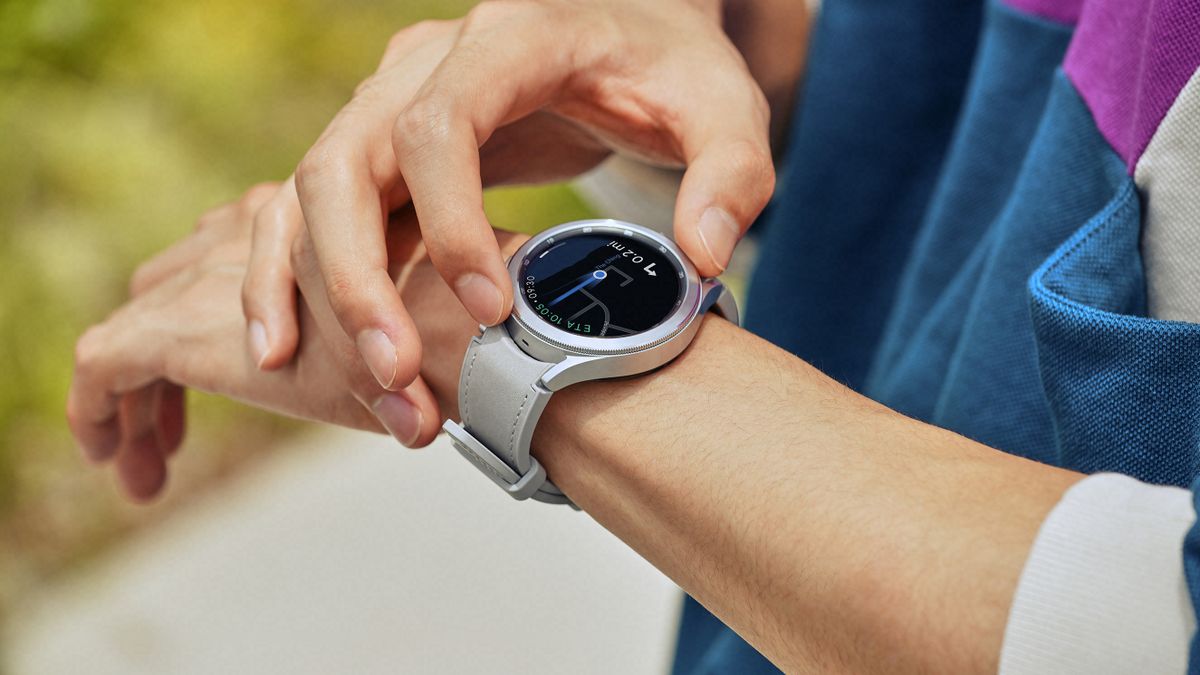 Samsung Galaxy Watch 4 heeft nu een walkie talkie app zo werkt het