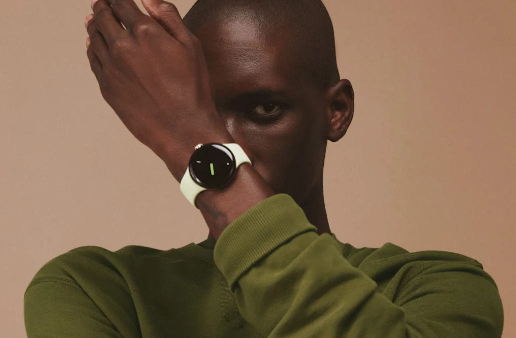 New sporty Pixel Watch band featured in Google soccer star ad