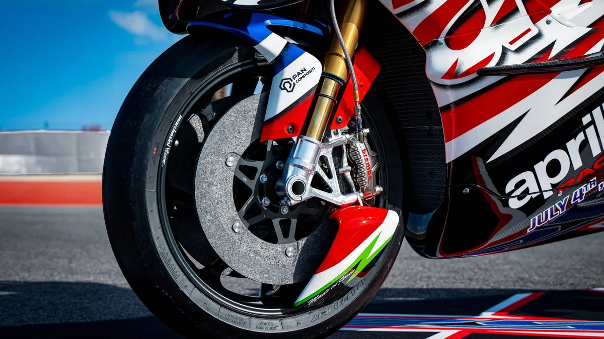 Tecnologia MotoGP e freni in carbonio: l'Aprilia X 250TH registra il sold out in soli 14 giorni