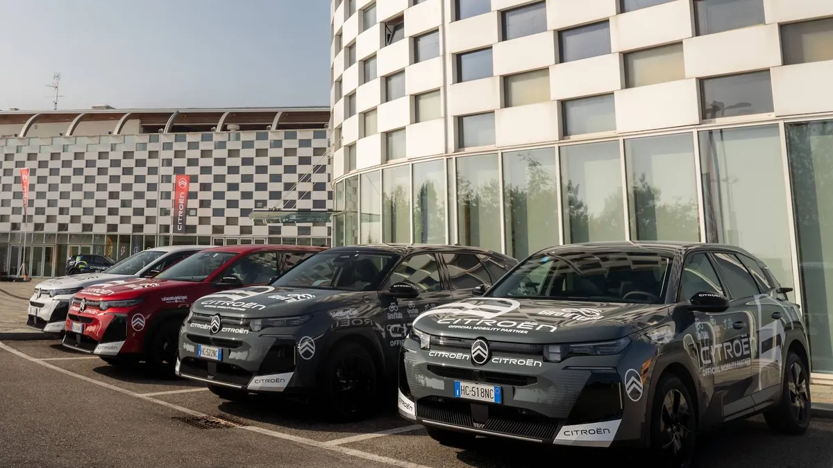 Citroën C5 Aircross 2026: l'ibrida ufficiale del Giro d'Italia