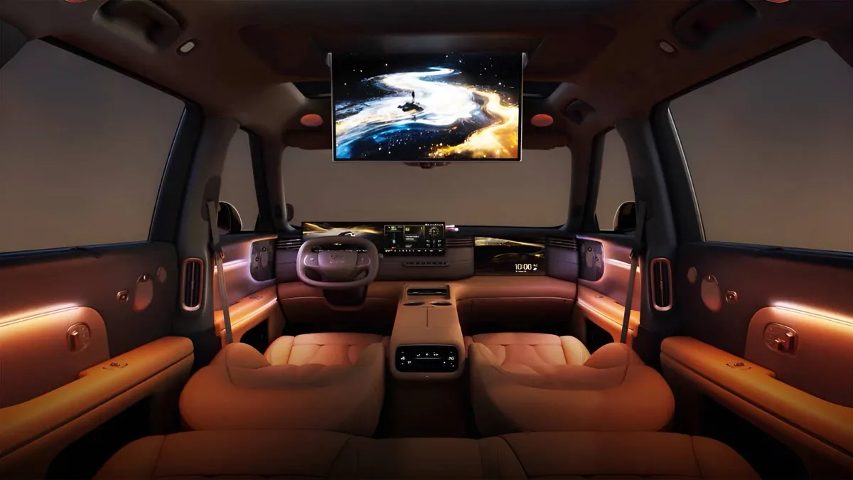 Il nuovo SUV cinese offre 1.600 km di autonomia a 31.000 euro e vende 8.000 unità in un'ora