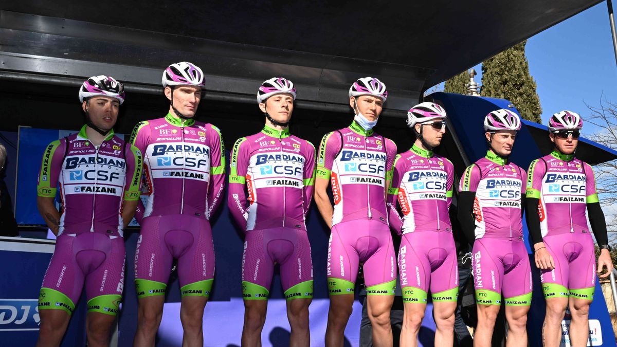 Bardiani csf cycling team sales