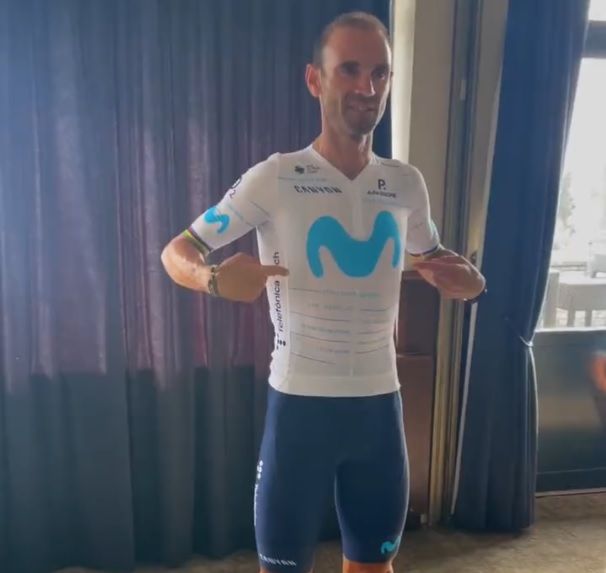 Nouveau maillot movistar 2020 best sale
