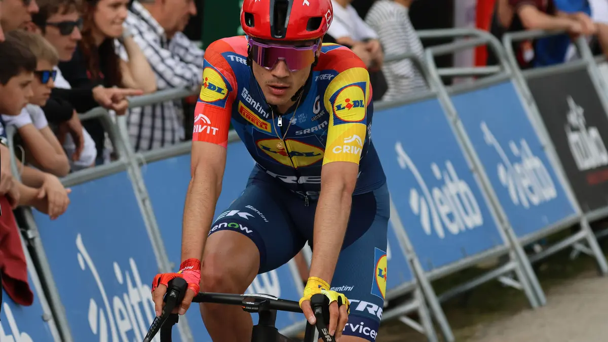 “I was really eager to race again”: Juan Ayuso upbeat on his return to  racing at the Tour Auvergne Rhône-Alpes