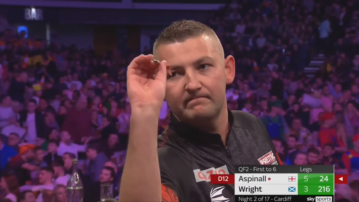 VIDEO Aspinall hits 'phantom ninedarter' during Premier League Darts