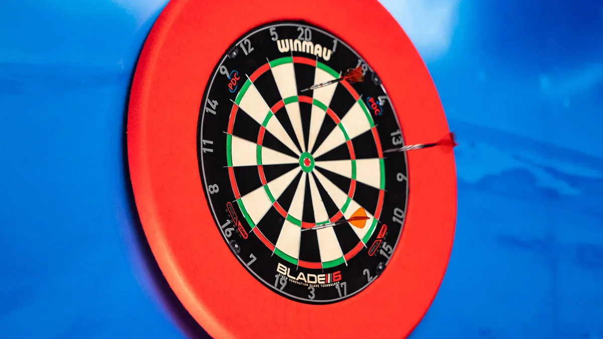 Entertaining Yourself Between Major Darts Tournaments