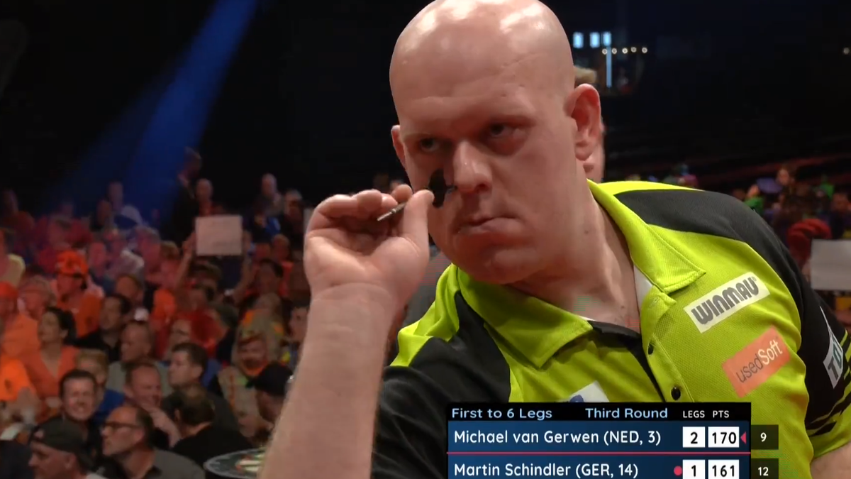(VIDEO) Van Gerwen mede dankzij heerlijke 170 finish langs Schindler en