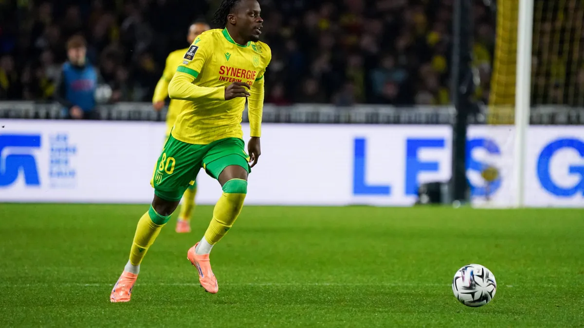 Mercato - RC Strasbourg Alsace : Deux Arrivées De Premier League Et Autant De Departs
