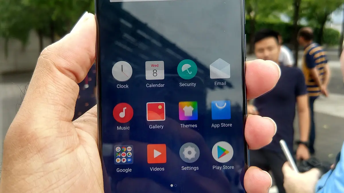Meizu 16/16 Plus official: flagship specs and on-screen