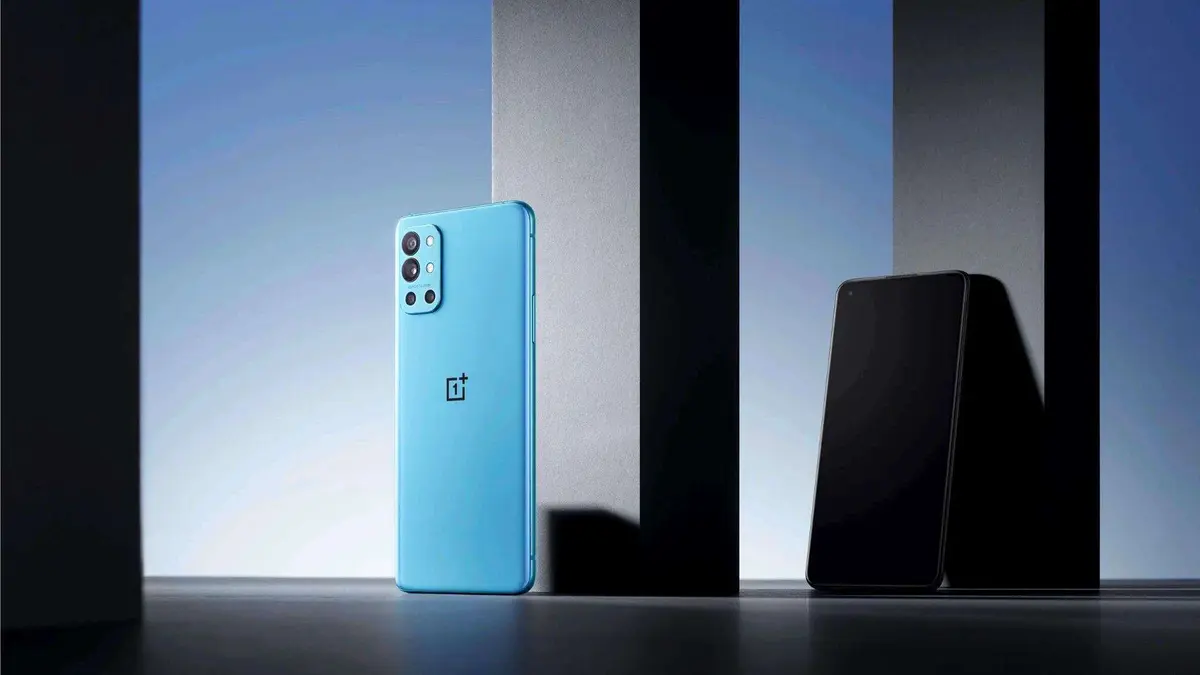 OnePlus 9R goes official with Snapdragon 870 and $550 price tag