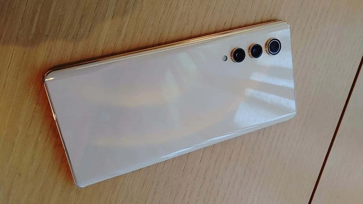 lg-velvet-2-pro.jpg@webp