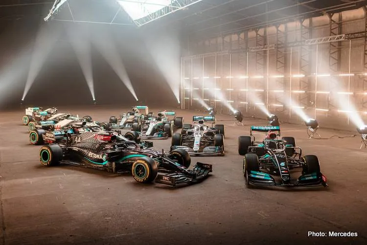 mercedes w13 wallpapers