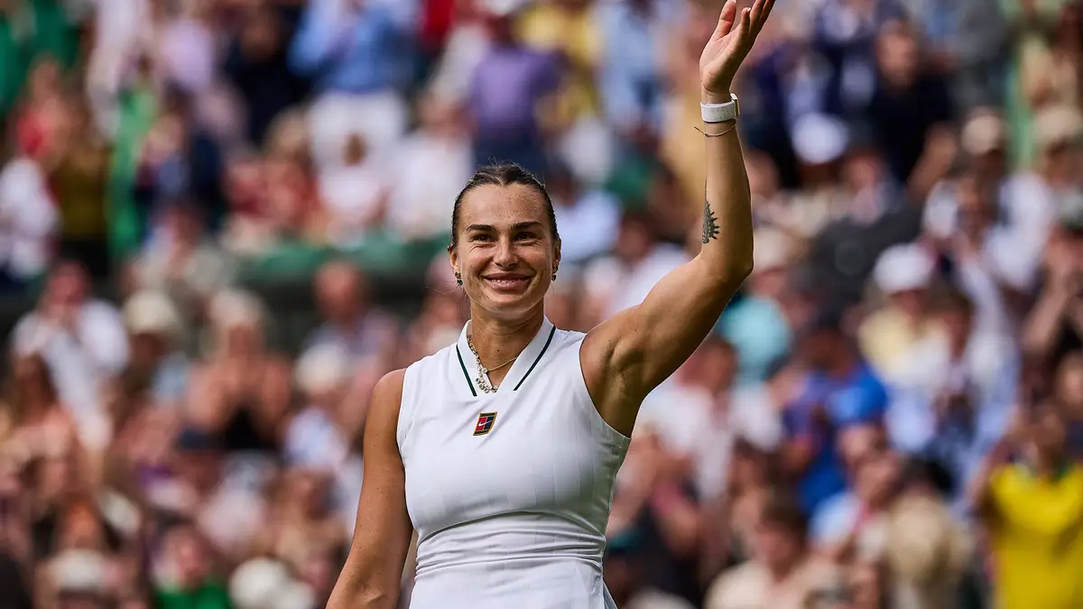 Aryna Sabalenka’s autographs become a surprise business after fans sell signed items from Minsk celebration
