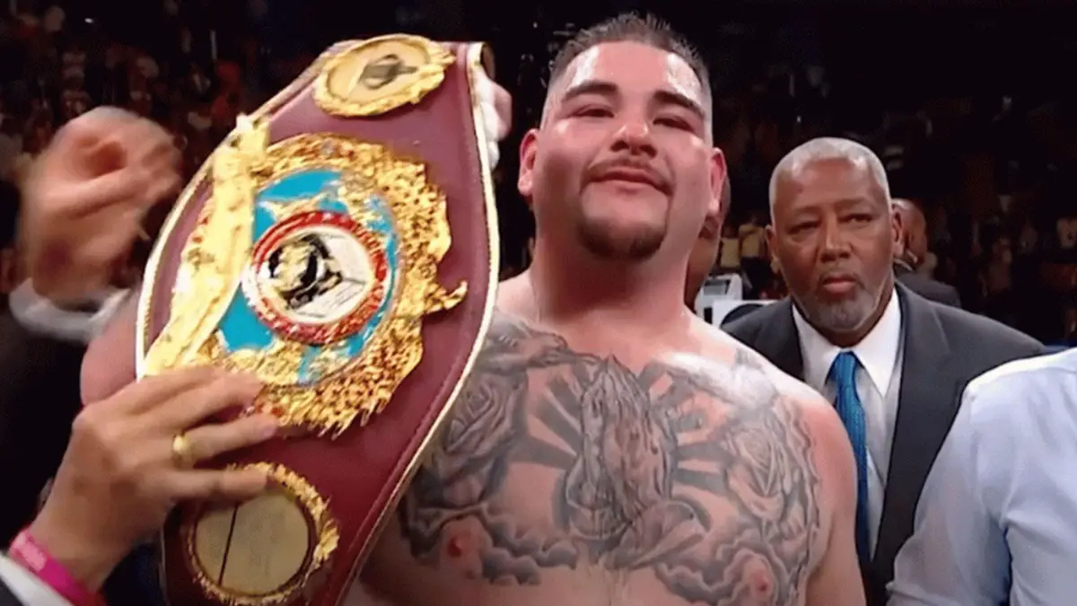 Boksicoon is terug! Andy Ruiz boekt explosief comeback-gevecht ...