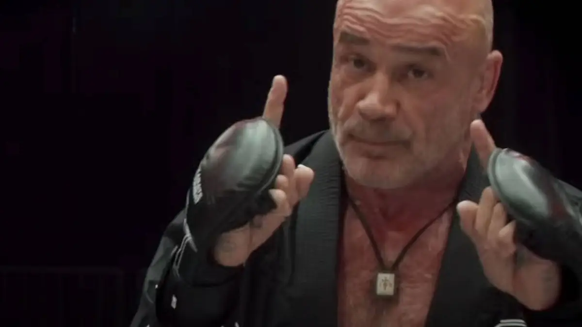 Vechticoon Bas Rutten: Karate Combat gevaarlijker dan ooit - en hoe ...
