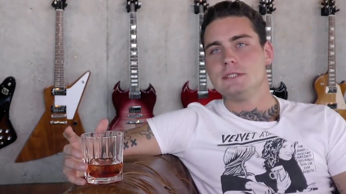 Douwe Bob open en eerlijk over bezwangeren van vrouwen VK Magazine