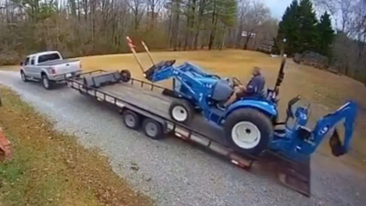 Boer, trekker, trailer en pick-up allemaal aan de haal vanwege een ...