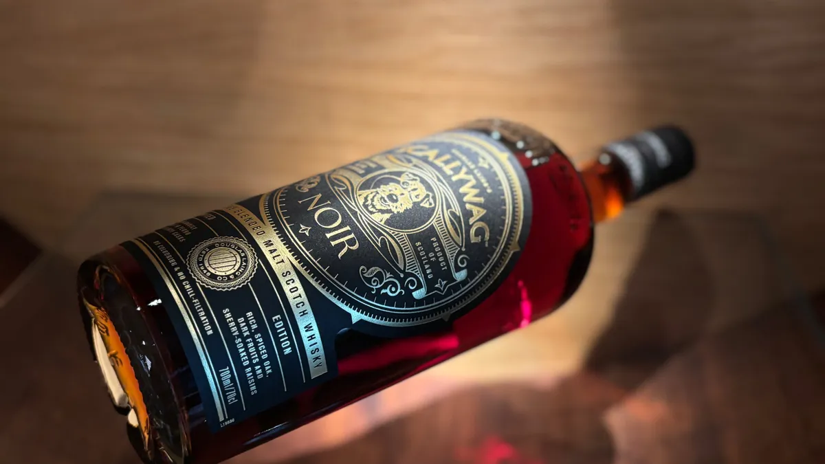 ウイスキー SCALLYWAG NOIR Scallywag Noir Review: A Speyside Whisky Dances with Darkness
