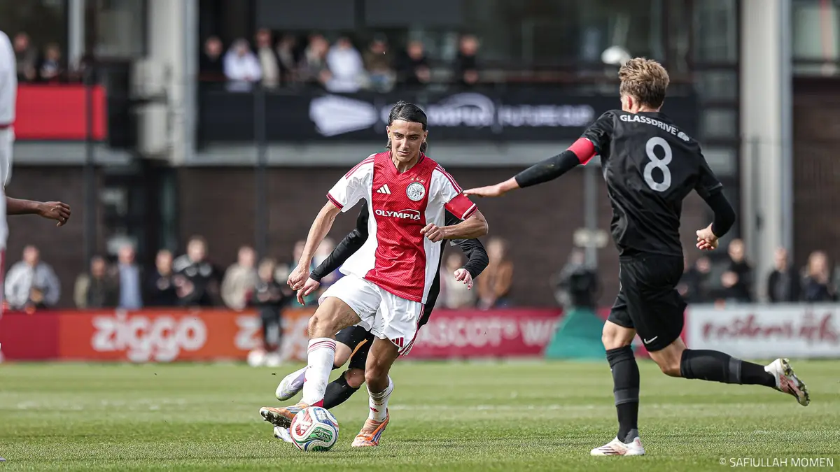 Ajax uitgeschakeld op eigen Future Cup: 'Er waren fases dat we beter waren'