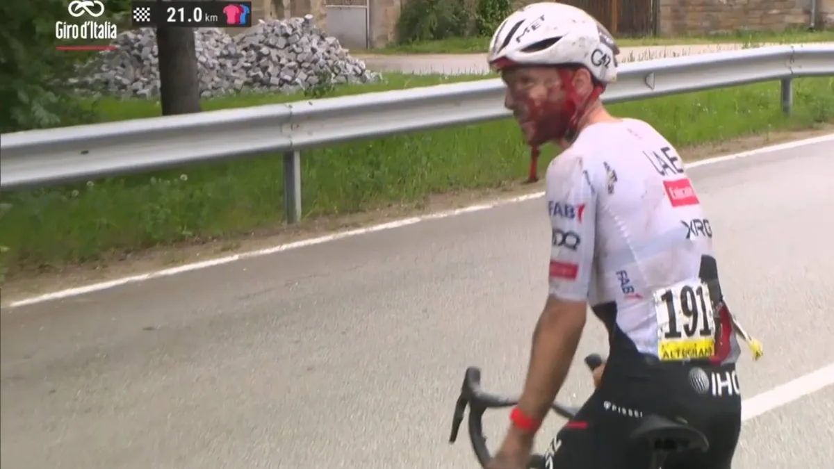 Big Giro d'Italia stage 2 crash affects multiple GC contenders
