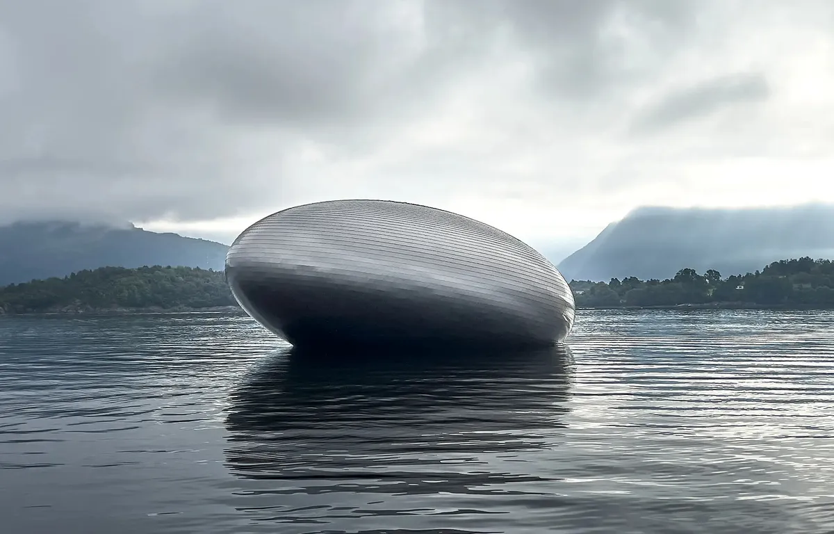 Restaurant Iris ligger i en fjord i Norge og er det perfekte stedet å spise