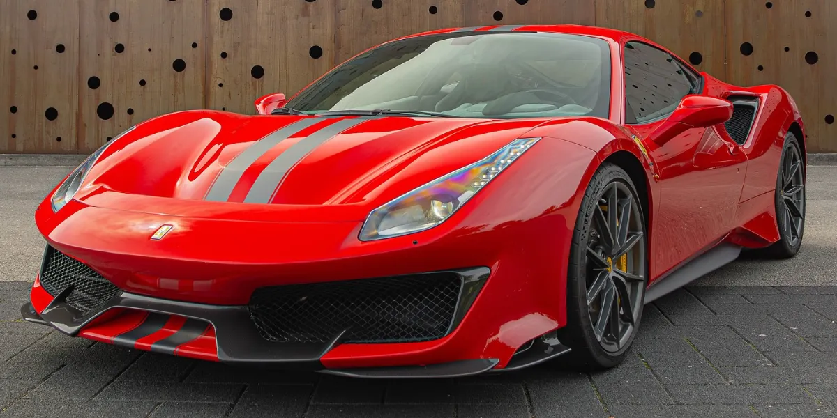 VDM Cars importa ancora una volta una bellissima italiana nei Paesi Bassi: la Ferrari 488 Pista