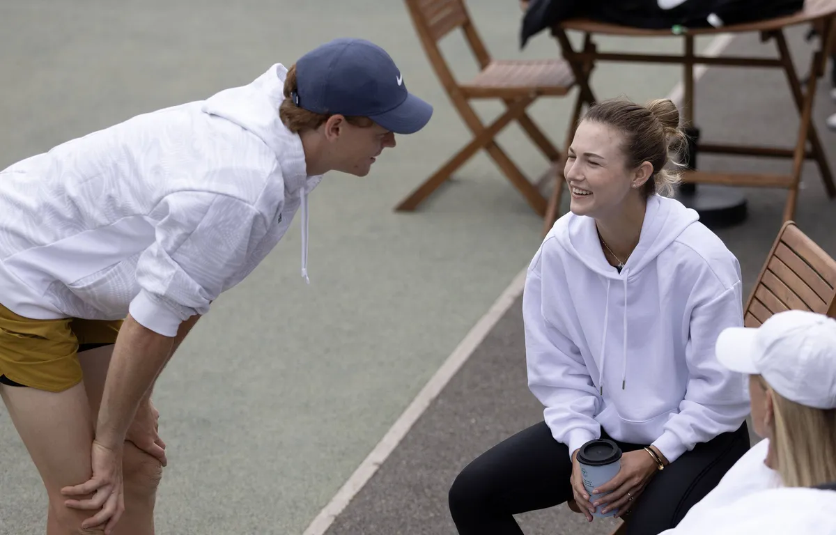 (VIDEO) Tennis power couple Jannik Sinner and Anna Kalinskaya share