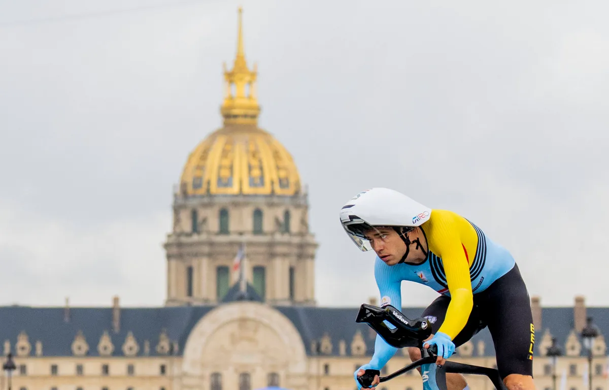 "Soms heb je een plan EN grote ballen nodig" Wout van Aert's risico