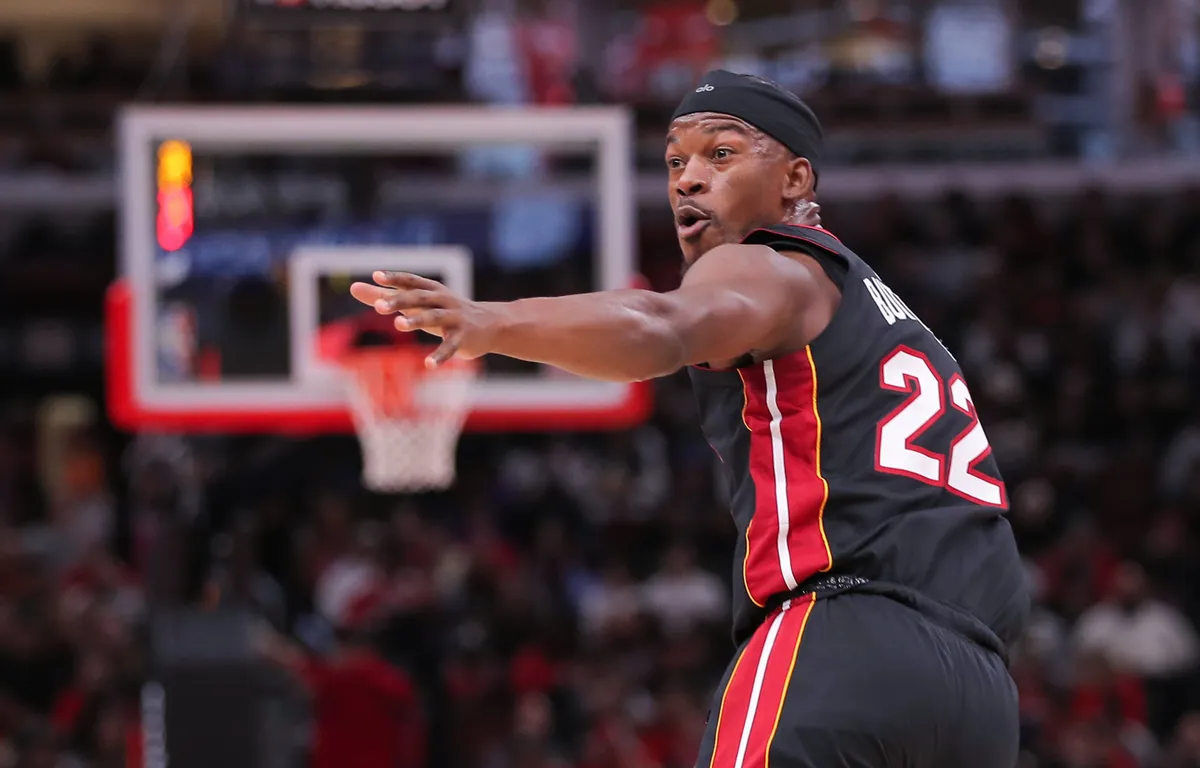 La violenta pelea entre Miami Heat y New Orleans Pelicans dejó 5