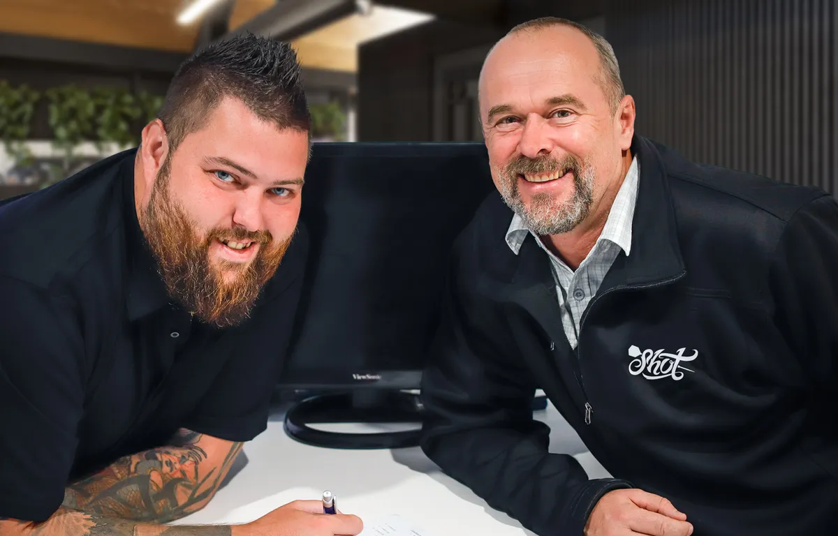 New Zealand’s Shot Darts hits bullseye with World Champion Michael