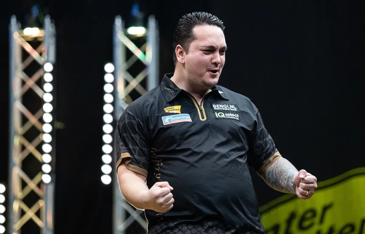 Wenig qualifiziert sich für den German Darts Grand Prix in München