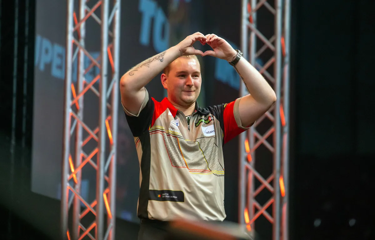 Van den Bergh erlebte eine schwierige Kindheit