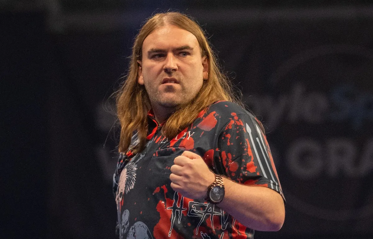 Ryan Searle hat bei der World Darts Championship keine Probleme und